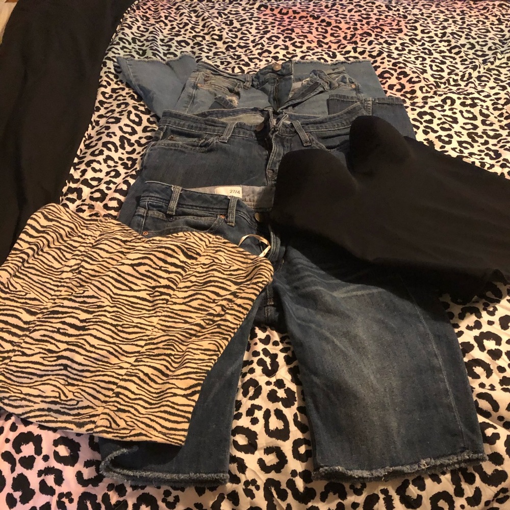 GREAR BUNDLE OF JEANS & CORSET, & CORSET SHIRT